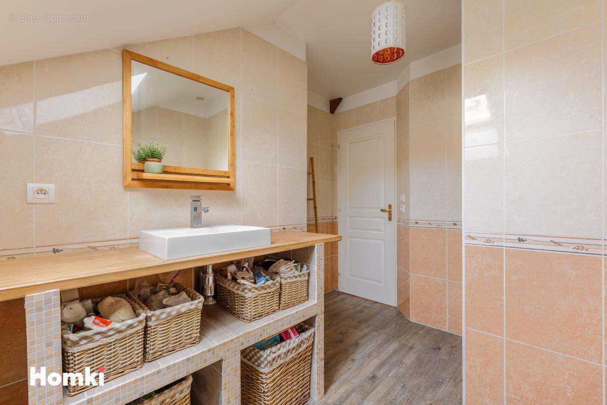 Appartement à LOUVRES