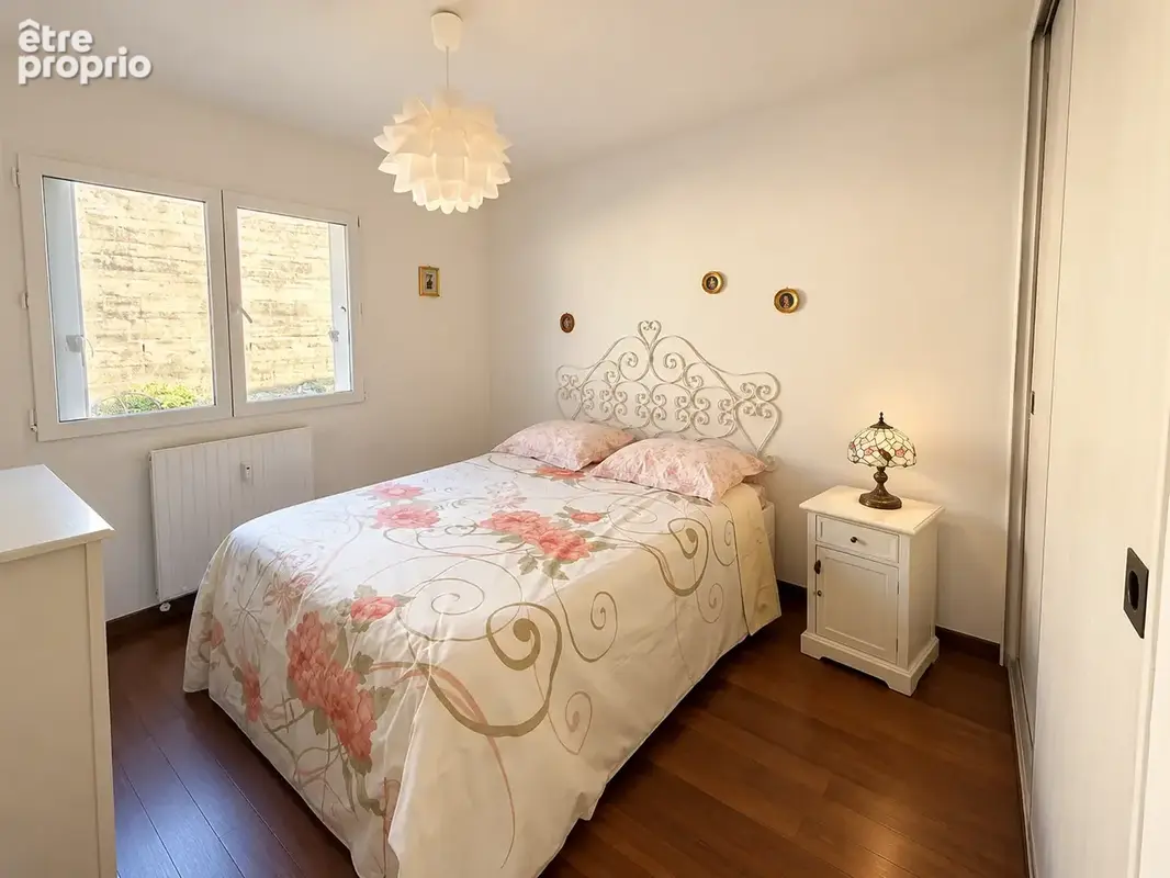 Six-fours-les-plages   appartement t3 de 65.64 m2   balcon sud   parking privatif   cave - photo 5