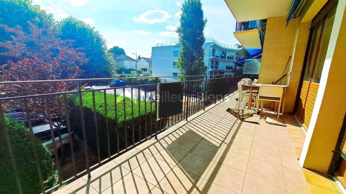 Appartement à ENGHIEN-LES-BAINS