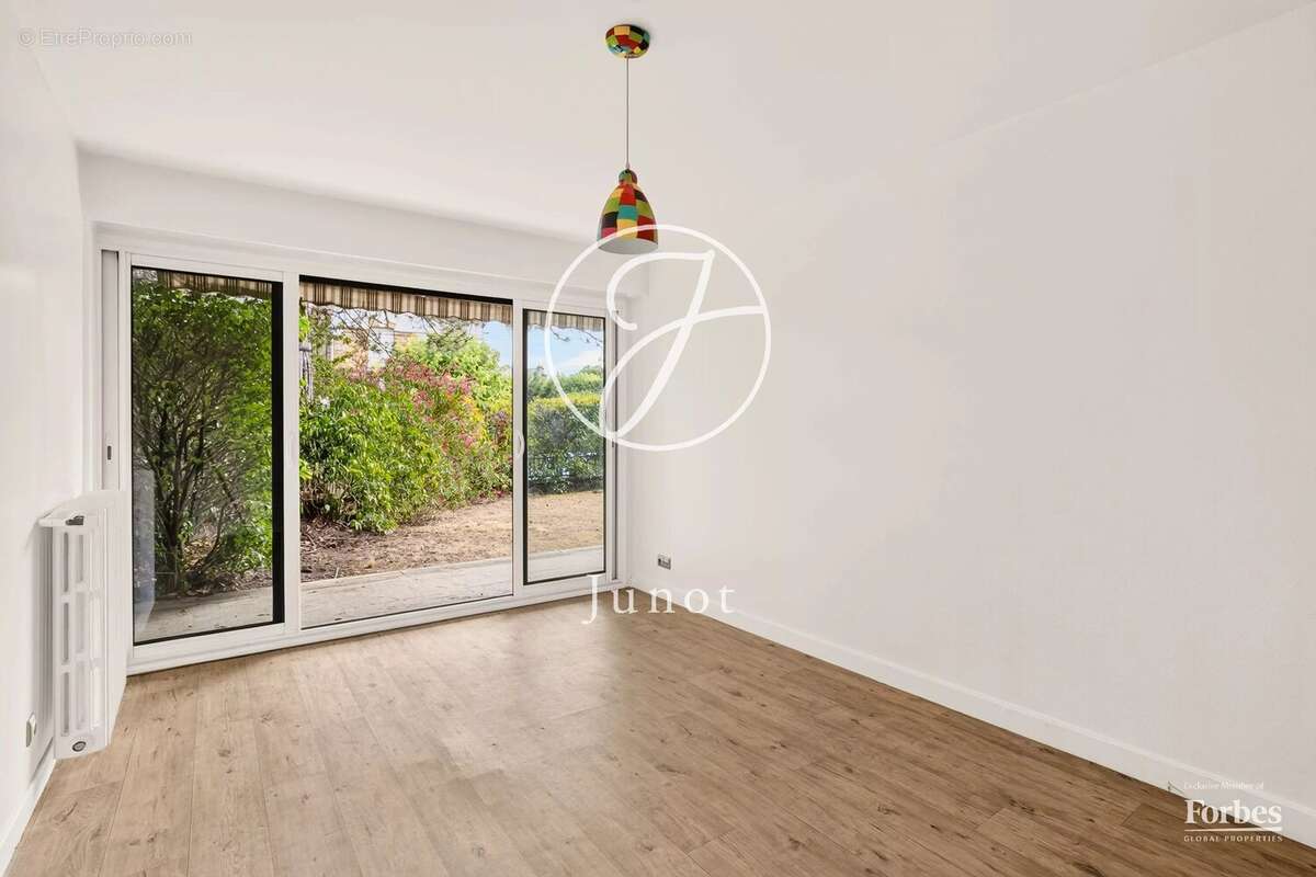 Appartement à LE VESINET