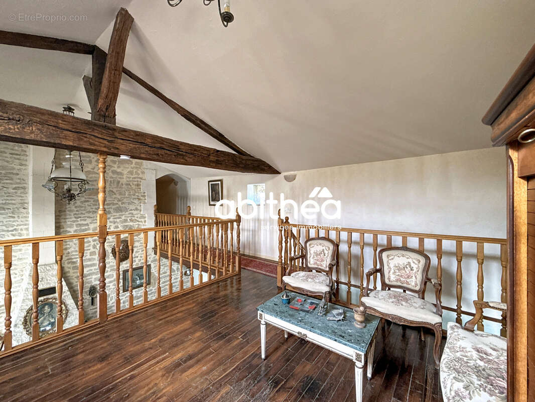 Maison à VILLEFAGNAN