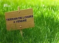 Terrain à SAINT-MARTIN-DE-VILLEREGLAN