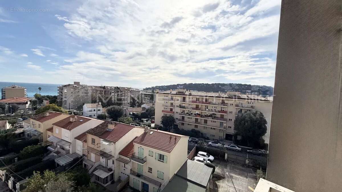 Appartement à ROQUEBRUNE-CAP-MARTIN