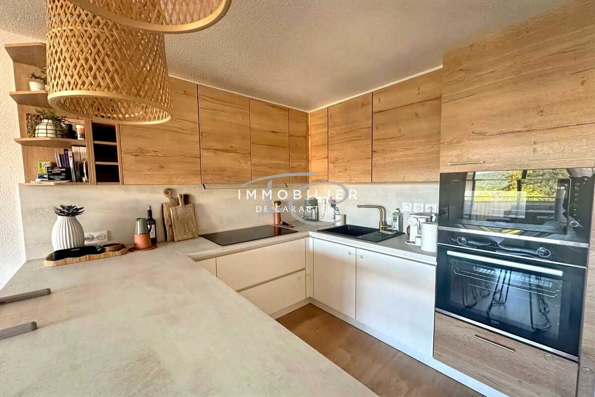 Appartement à LA CROIX-VALMER