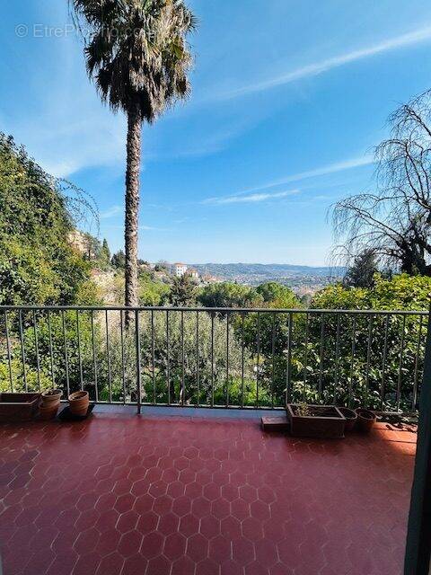 Appartement à GRASSE