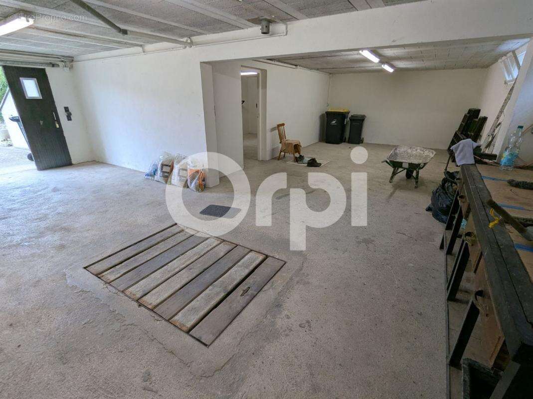 Maison 104 m², 4 chambres, et son jardin de 1329 m², a vendre a cuise-la-motte (60350) - - photo 9