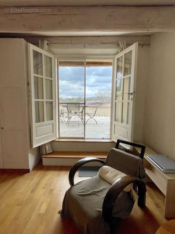 Maison à SAINT-SATURNIN-LES-APT