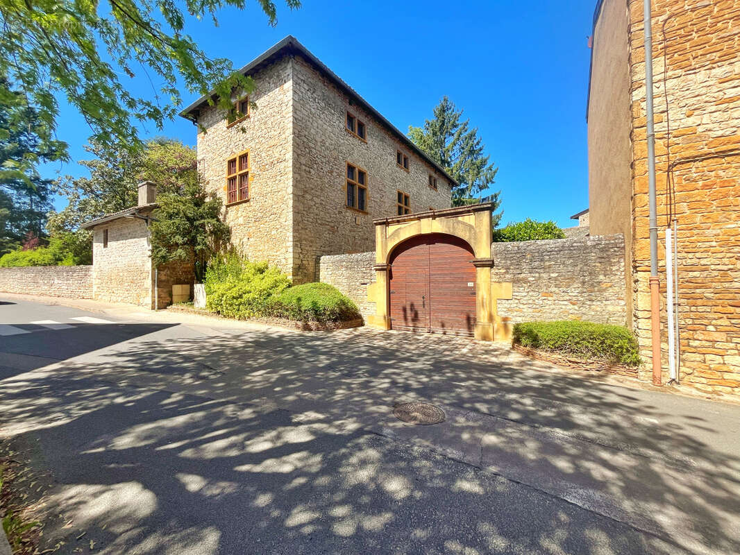 Maison à MORANCE