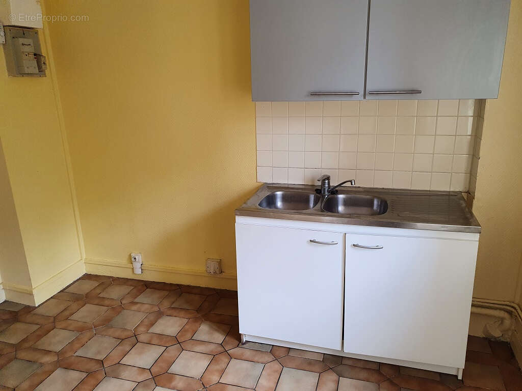 Appartement à DROUE-SUR-DROUETTE
