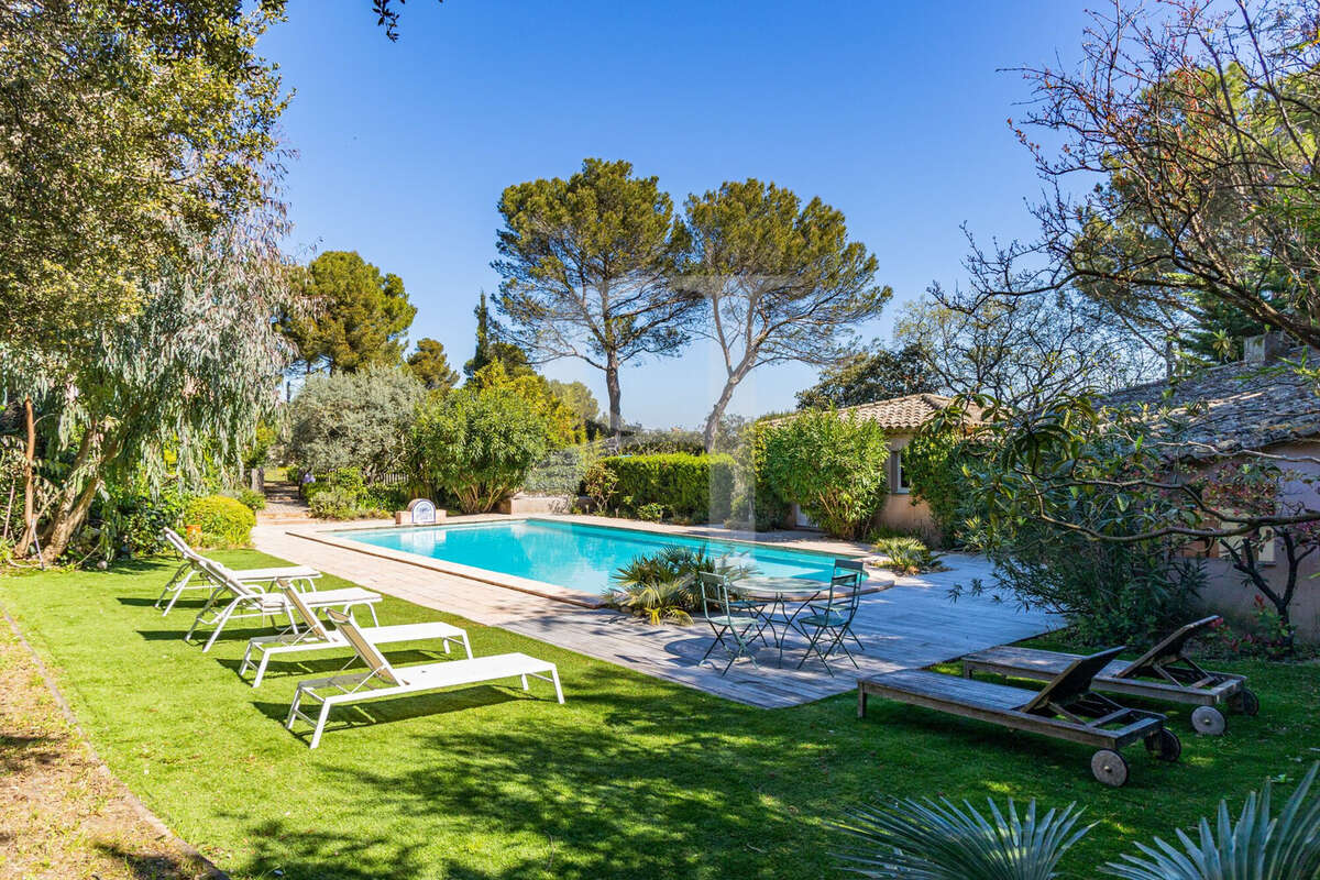 Maison à JONQUERETTES