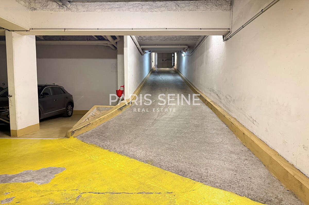 Paris Seine - Parking rue de Sèvres - photo 5