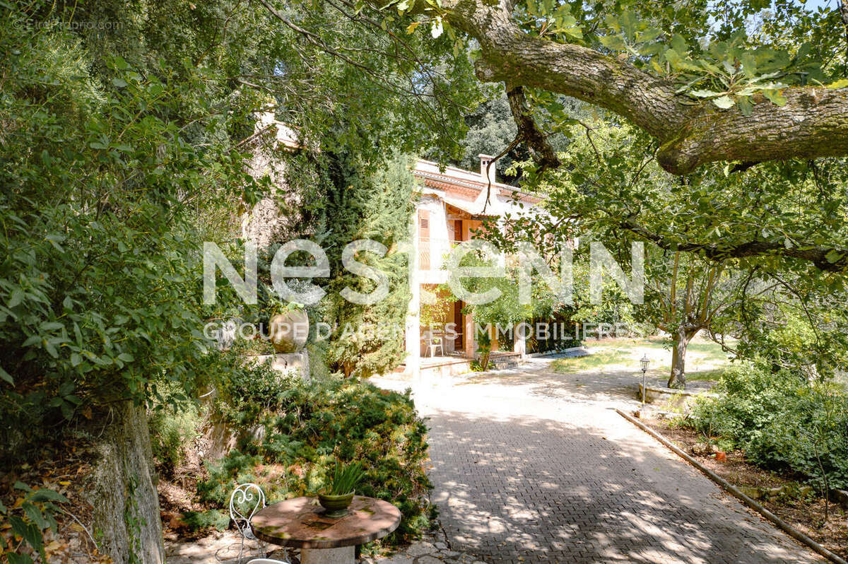 Maison à DRAGUIGNAN