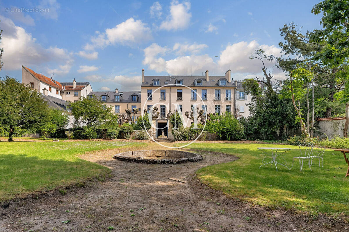 Appartement à VERSAILLES