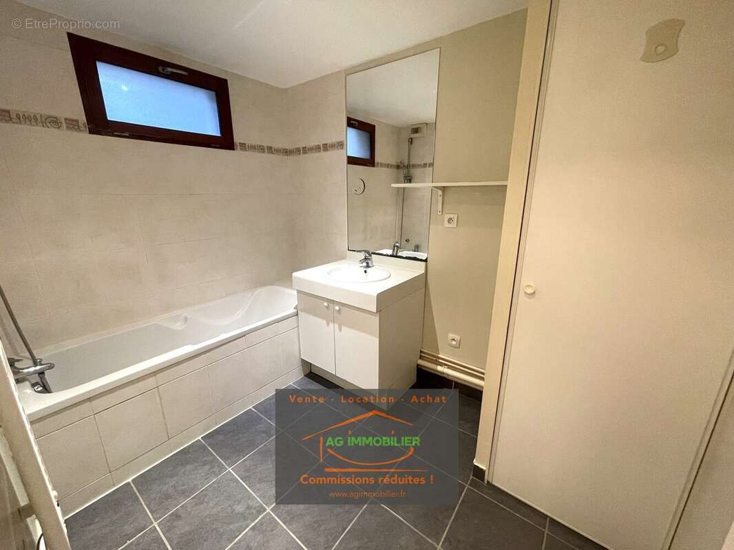 Appartement 62 m² à Pace  - photo 5