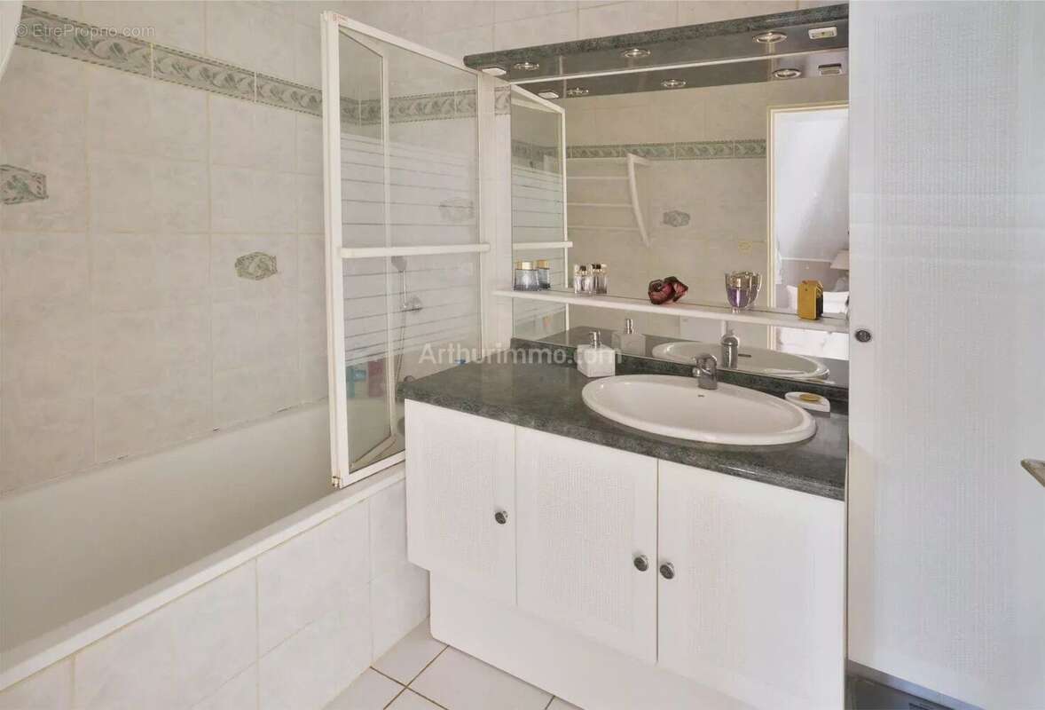 Maison à NOGENT-SUR-MARNE