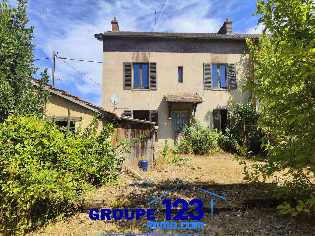 Une maison familiale aux beaux volumes, prête à écrire un nouveau chapitre - photo 17