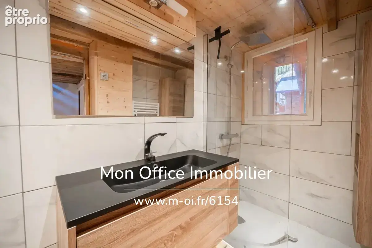 Référence : 6154-TCA. - Maison mitoyenne située au départ des plus belles randonnées du massif de Belledonne et à 10min des 7 La - photo 7