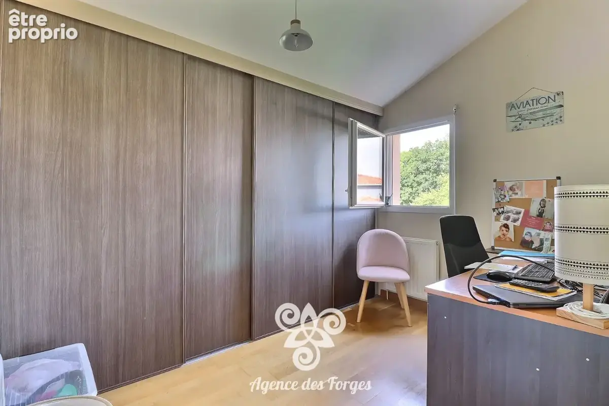 Maison ancienne   , 4 chambres, bureau,   garage double et vaste jardin - photo 12