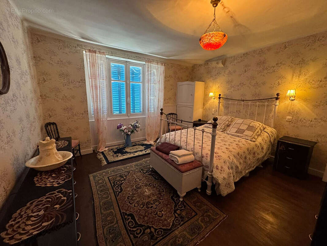 HAUTE VIENNE -Belle maison présentée avec gîte et piscine. - photo 17