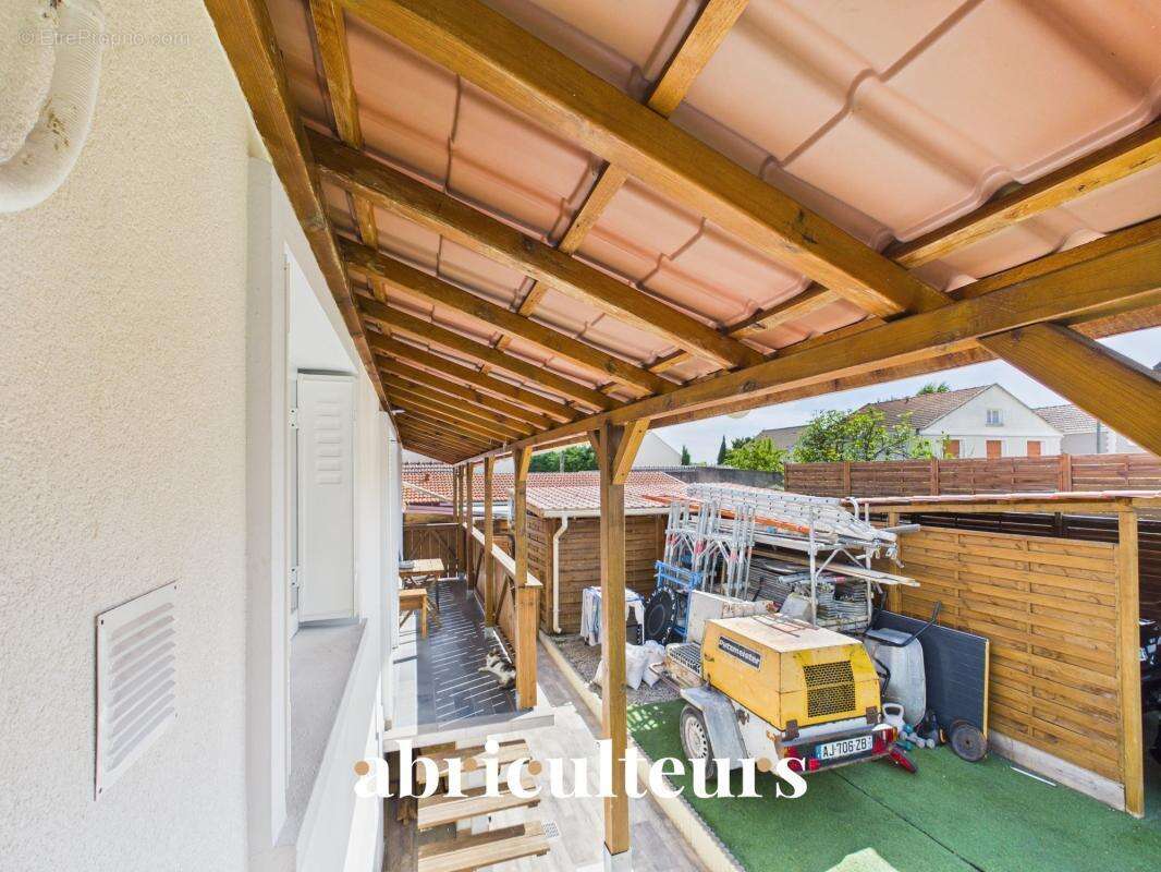 Maison avec dépendances habitables en vente à Bezons (95870) - photo 17