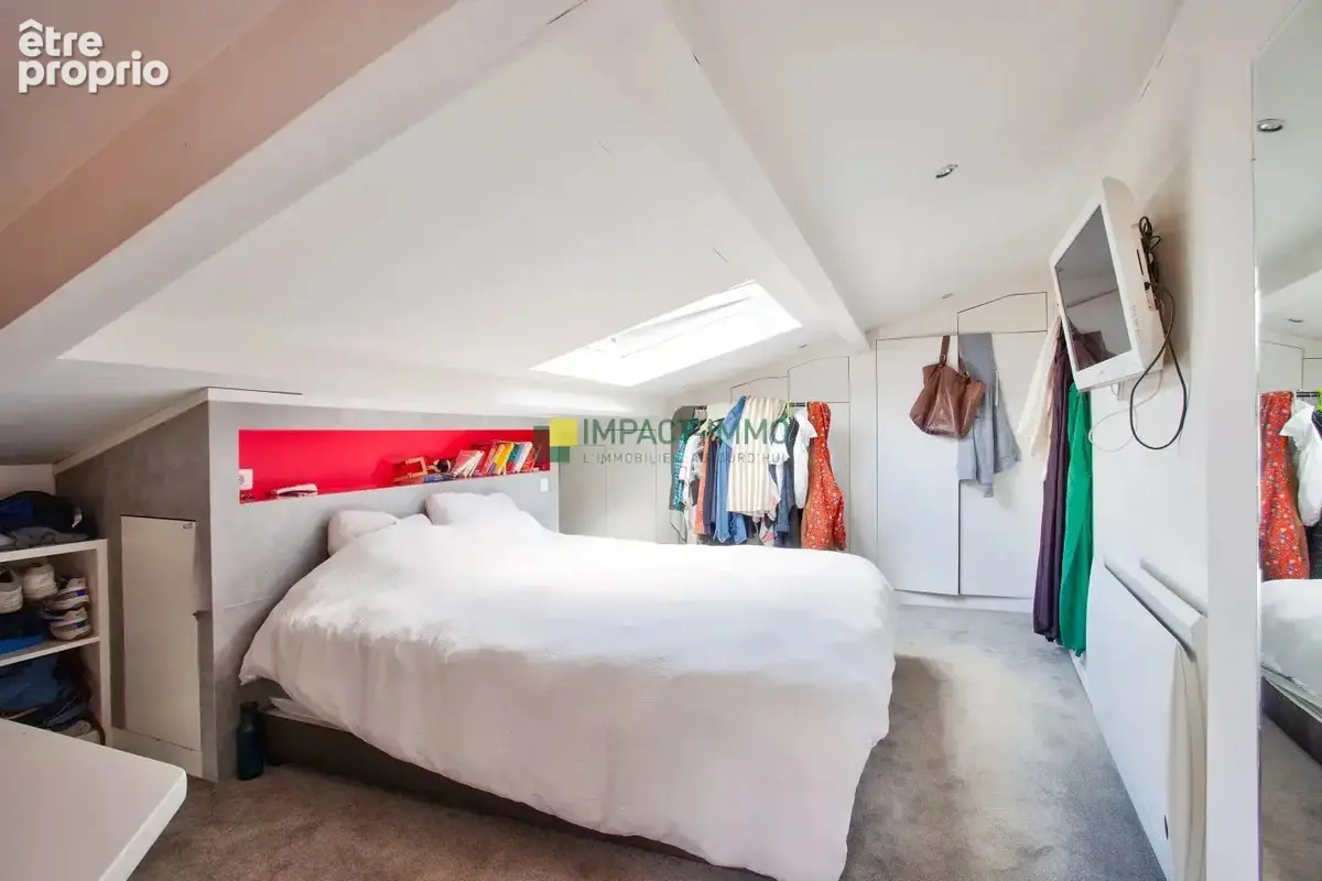 Maison familiale pleine de charme avec séjour de 37 m², jardin et pergola plein sud : un bien rare à Colombes ! - photo 12