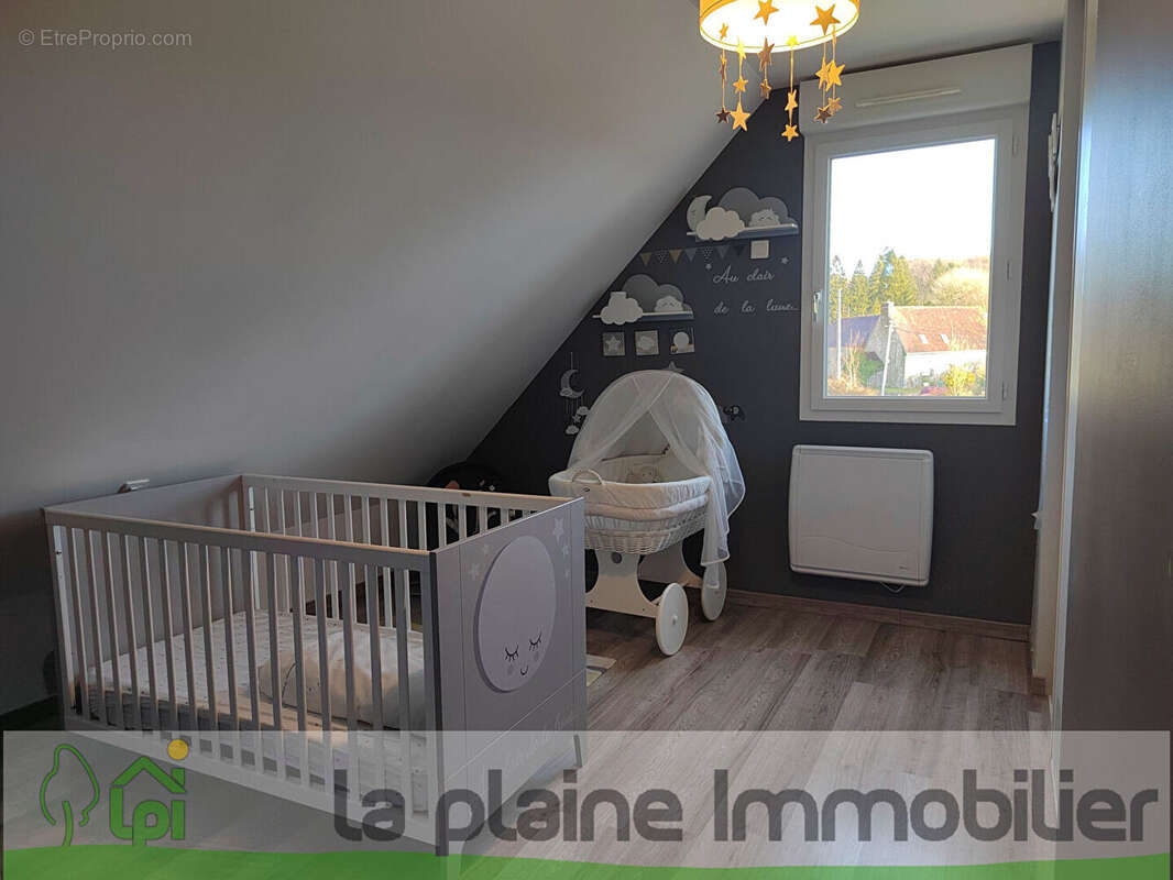 Pavillon sur sous-sol avec 6 chambres - photo 12