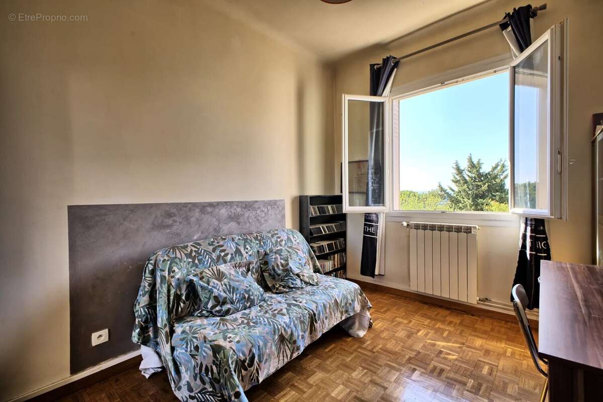 Appartement à MARSEILLE-12E