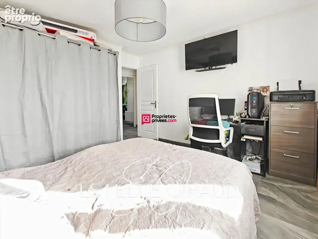 Au Somail : Villa 4 faces avec piscine, rénovée, prête à vivre - photo 8