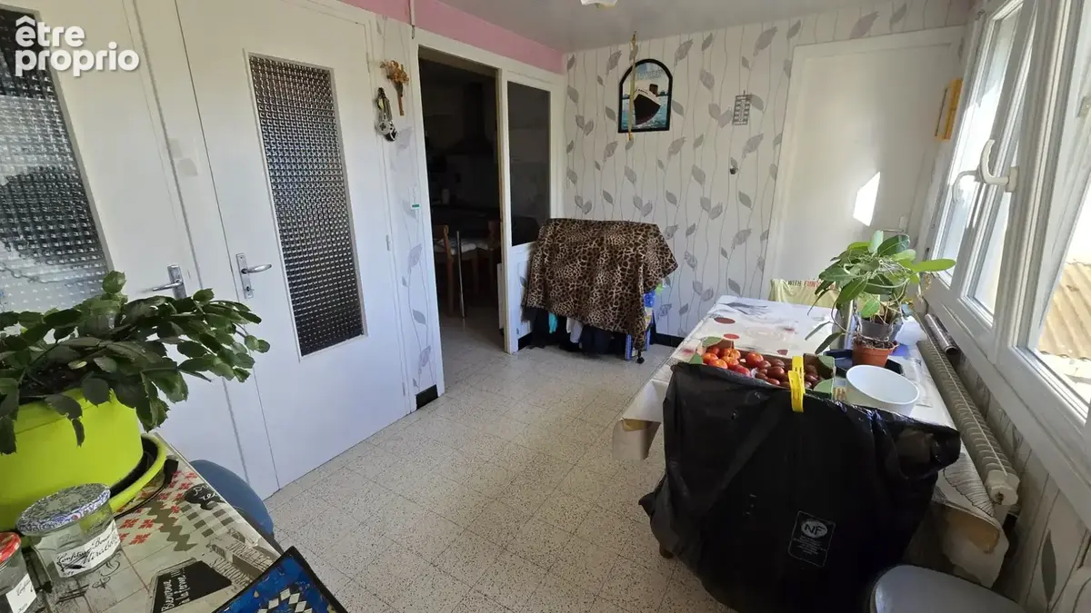 réf 4028 Maison de ville entretenue avec jardin secteur Ecole des Carrières - photo 5