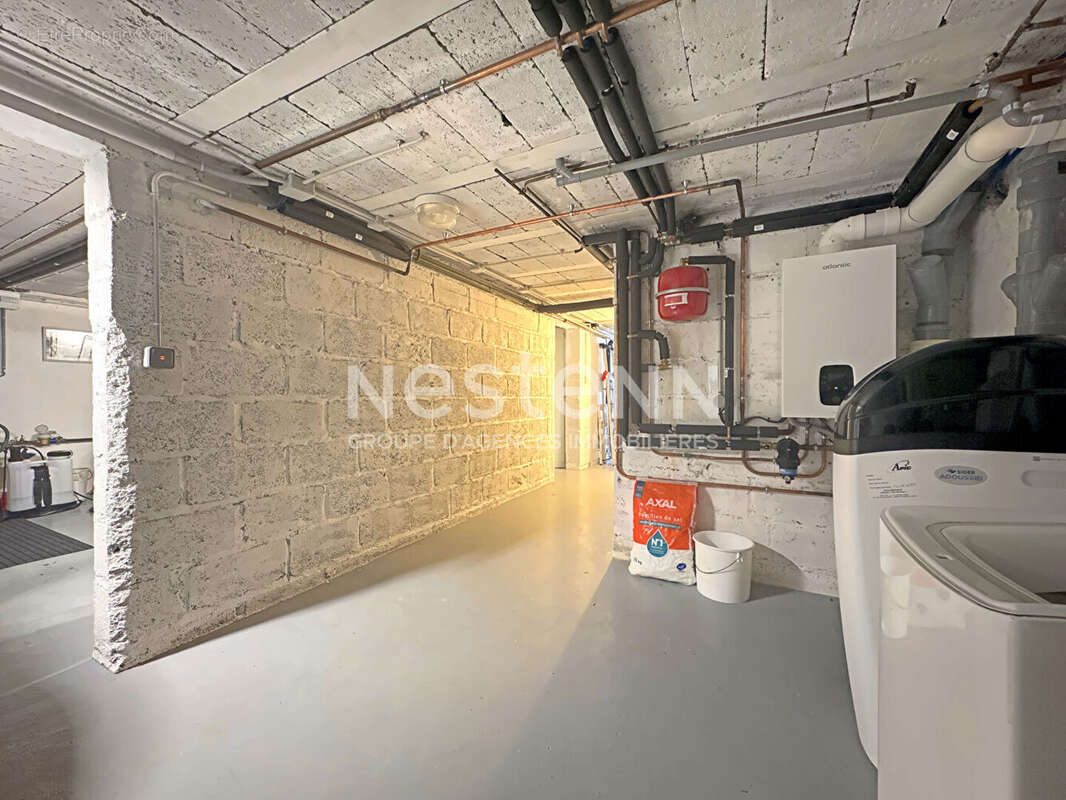 10 min de reims - maison de plain pied sur 823 m² - garage double - photo 7
