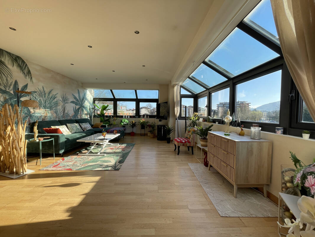 Appartement à SAINT-JULIEN-EN-GENEVOIS