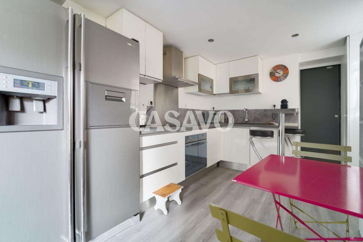 Appartement à PARIS-18E