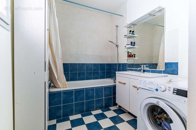 Appartement à CHENOVE