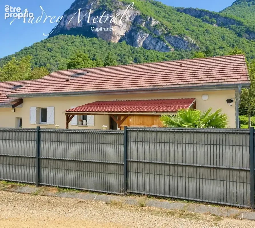 Maison à CULOZ