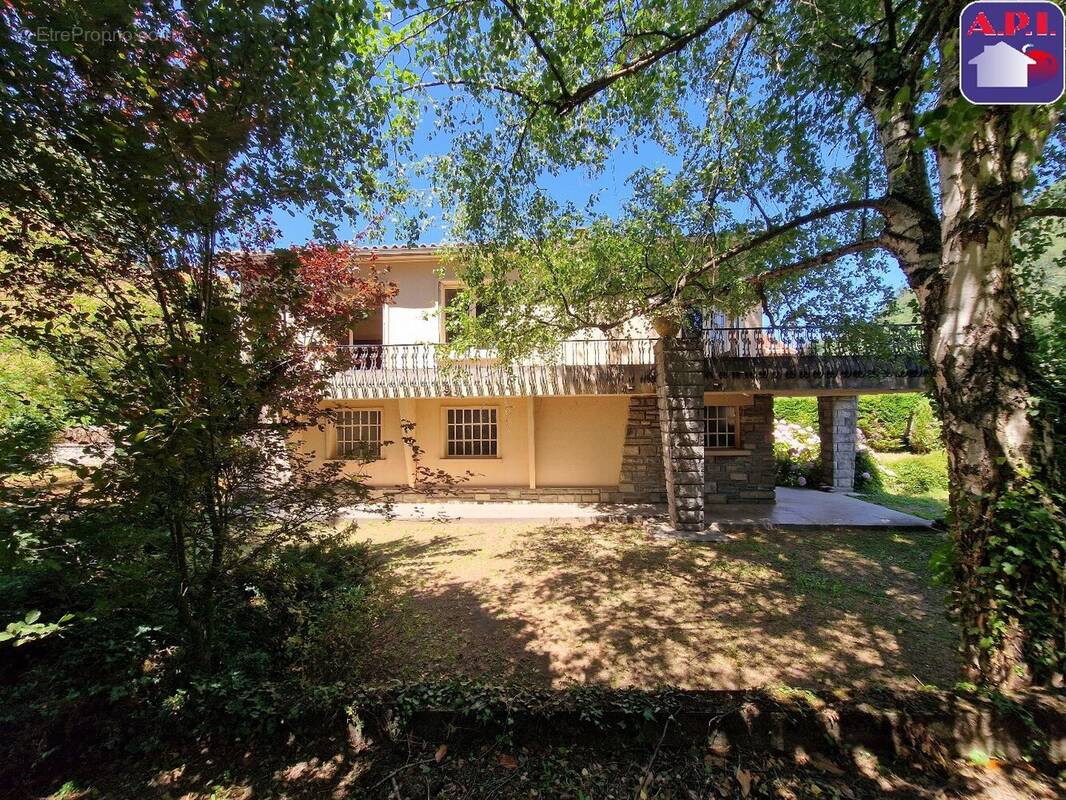 Maison 139 m² à Tarascon-Sur-Ariege  - photo 1