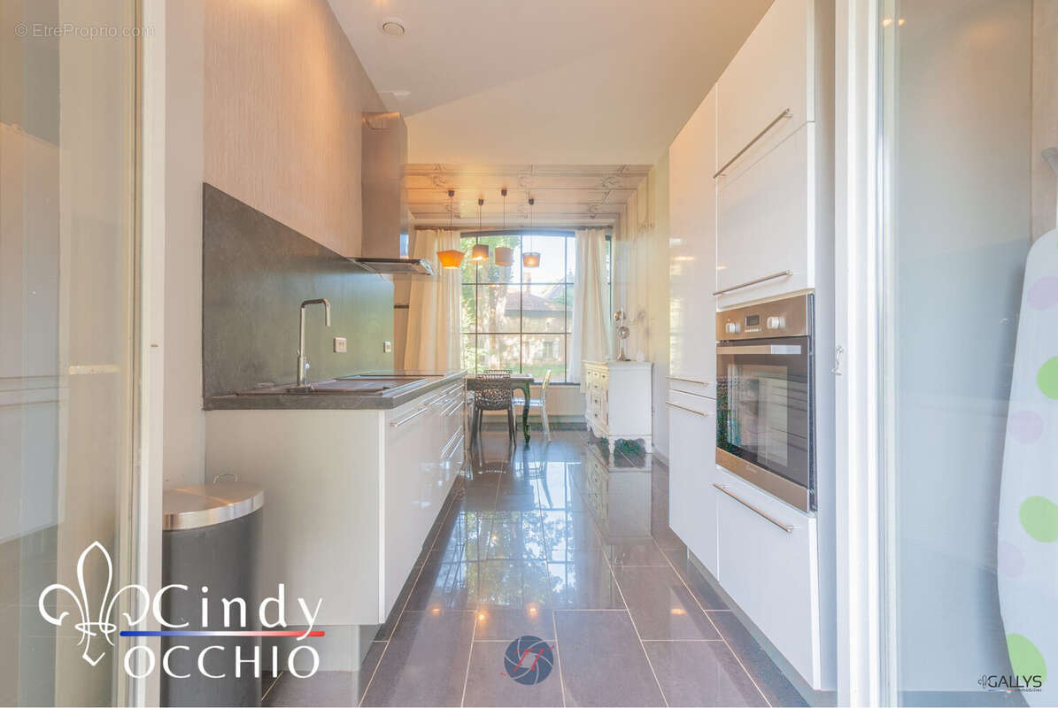 156 m² à Montoy-Flanville  - photo 2