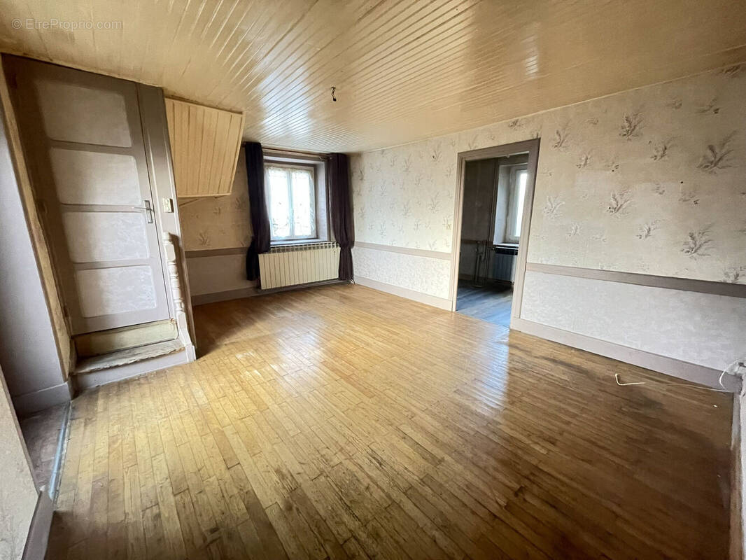 Photo 1 - Maison à CUBLIZE
