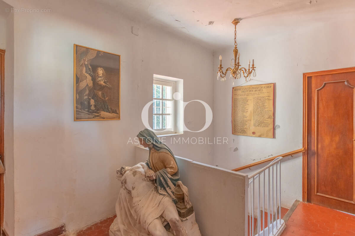 Maison à ROQUEVAIRE