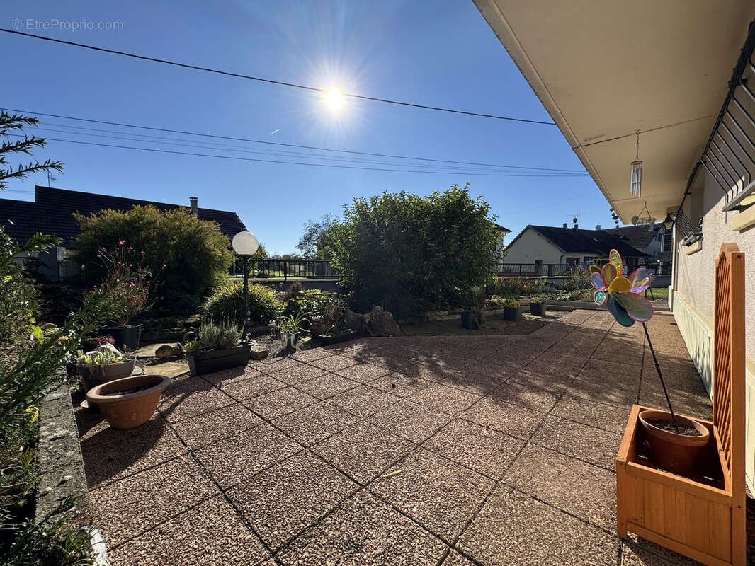 Maison à FROIDECONCHE