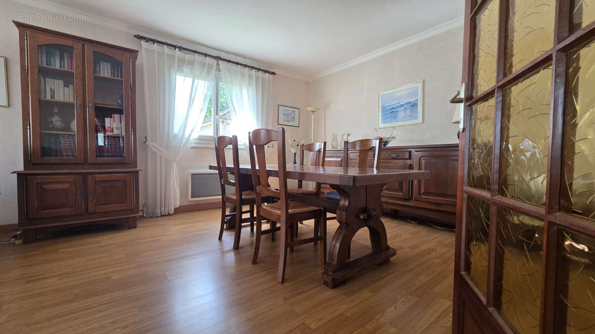 Maison Cernay 4 pièce(s) 130 m2 - photo 3