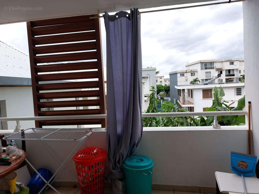 Appartement à SAINT-DENIS