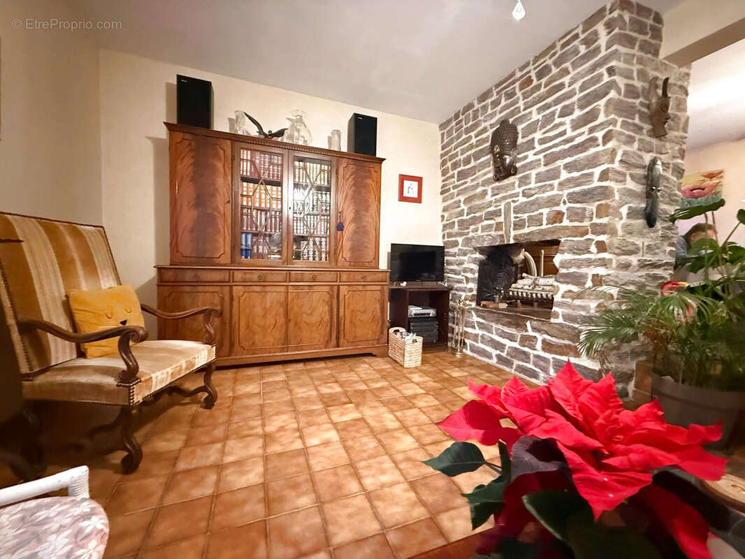 Maison à PUSSAY