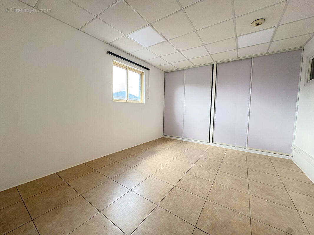 Commerce à BIGUGLIA