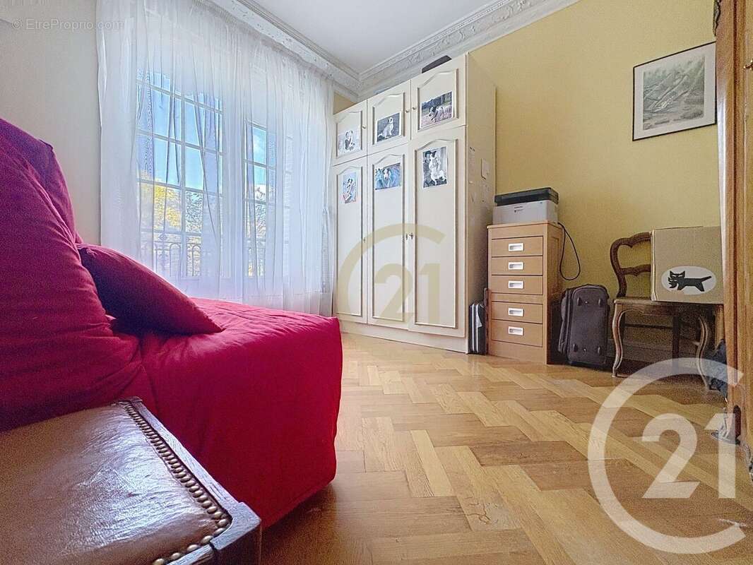 Appartement à PARIS-12E