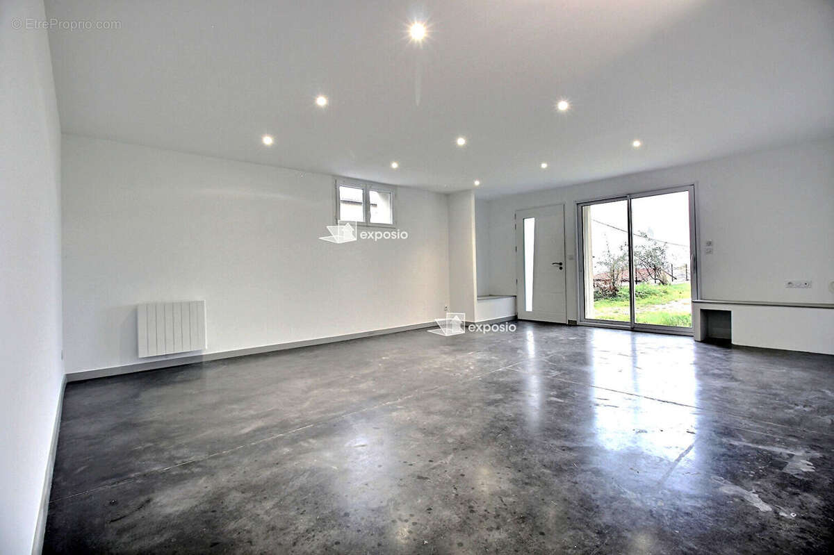 Appartement à ECOTAY-L&#039;OLME