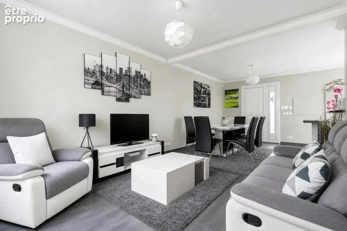 Maison de 4 pièces de 83 m² au Blanc-Mesnil - photo 3