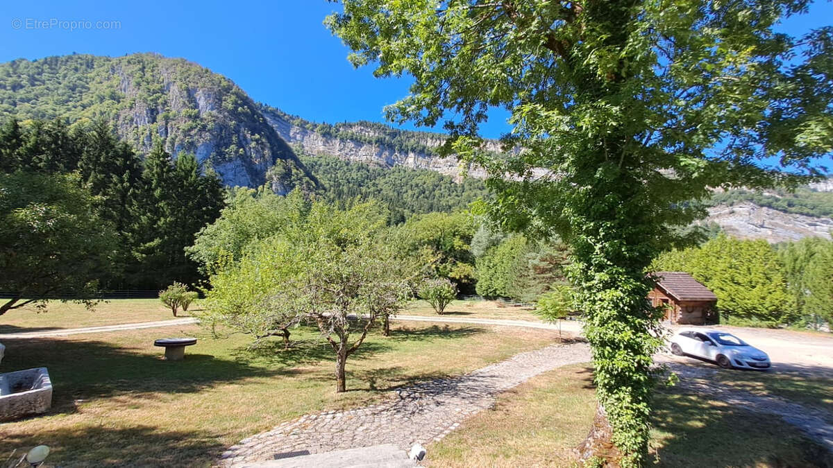 Nantua propriete - photo 17
