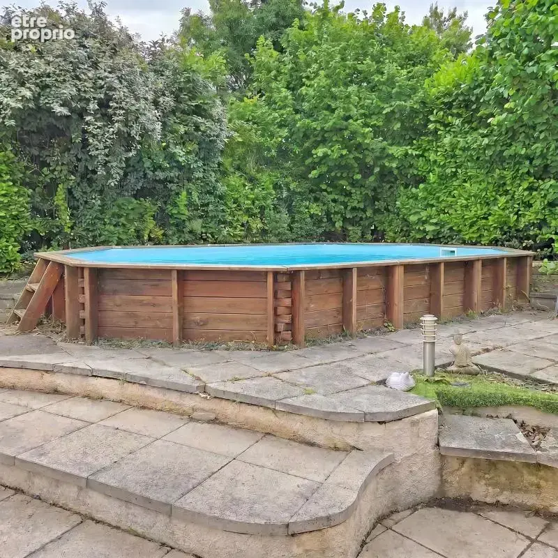 Maison - Plain-pied - 5 Chambres - Buanderie - Cellier - Cave - Deux Terrasses - Jardin - Piscine - - photo 7