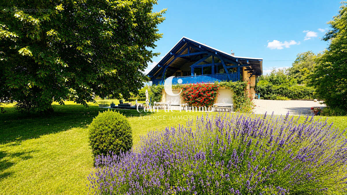 Maison à FEIGERES