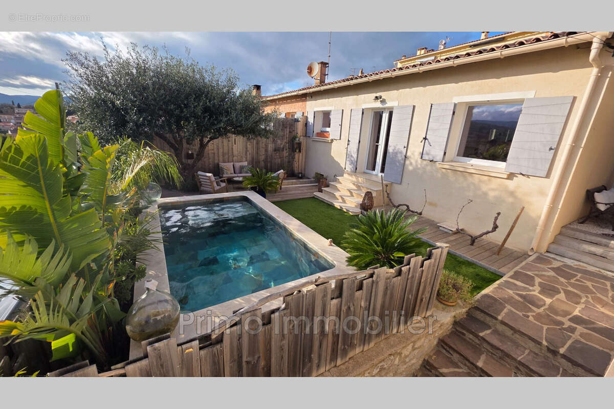 Maison à COGOLIN